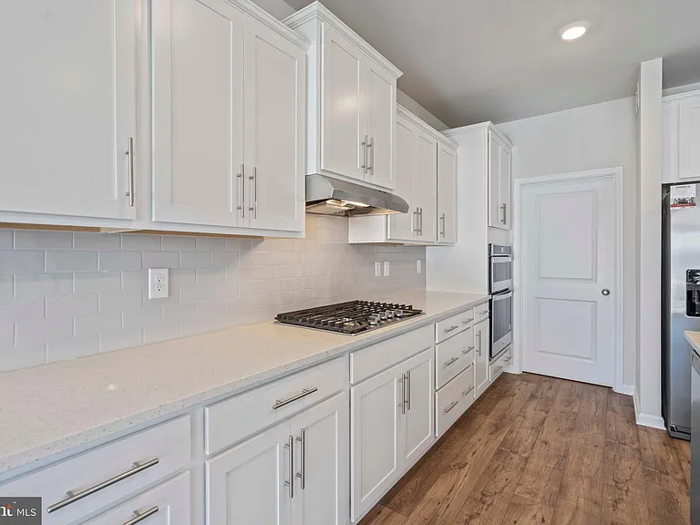 5713 Haller Pl — Photo 9