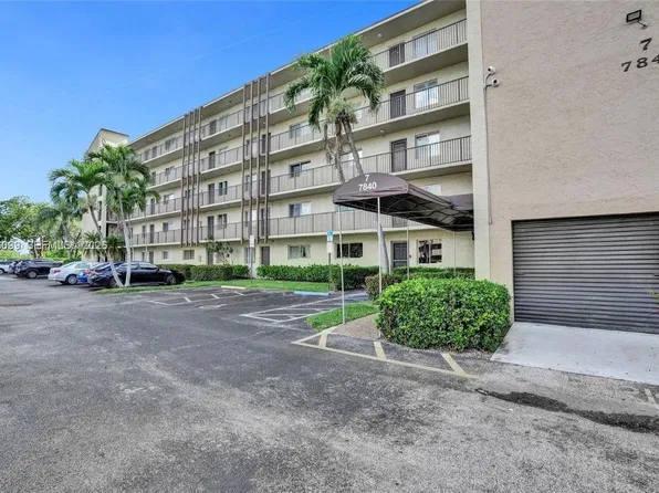 7840 NW 50th St APT 105, Fort Lauderdale, FL 33351