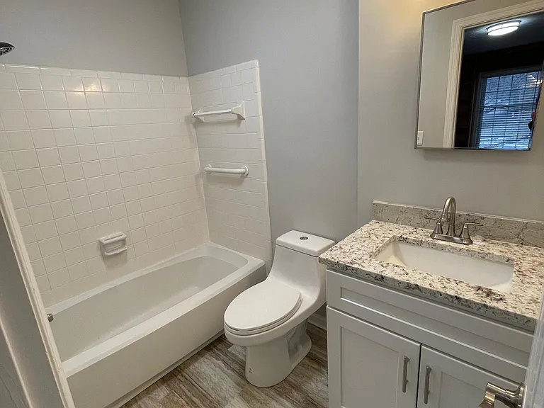 902 Wenwood Cir — Photo 22