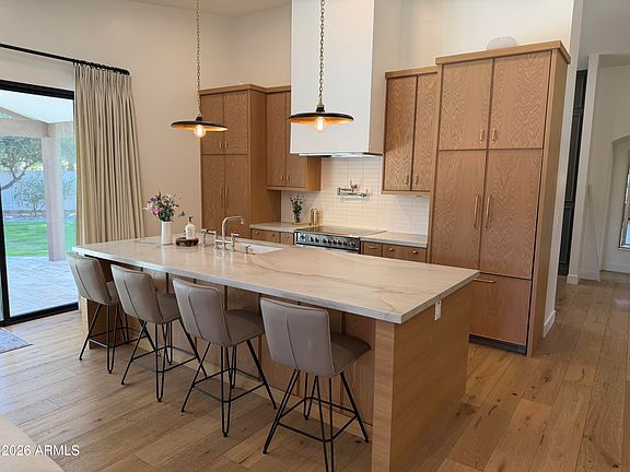 5th image of 5537 E GRANDVIEW Road