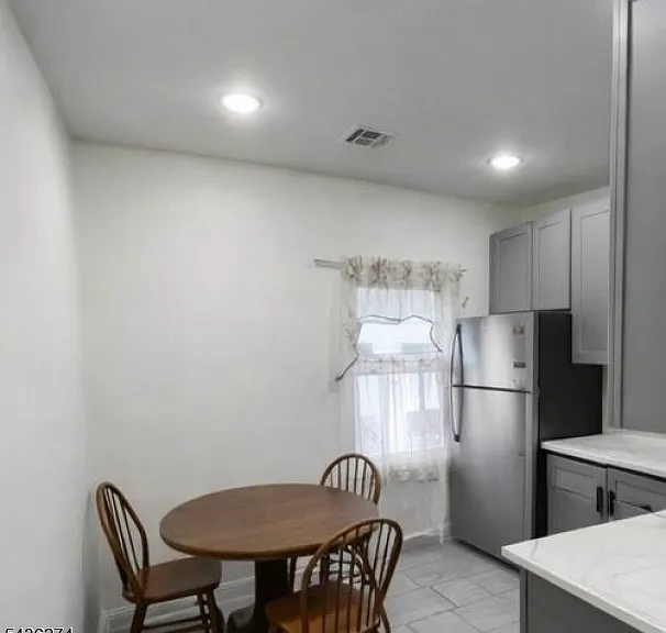415 Bloomfield Ave #2 — Photo 6
