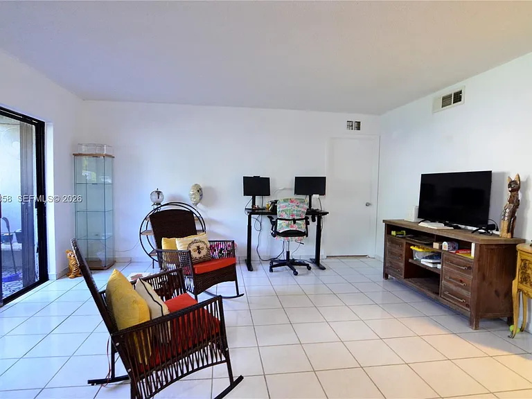 13240 SW 88th Ln #106 — Photo 4