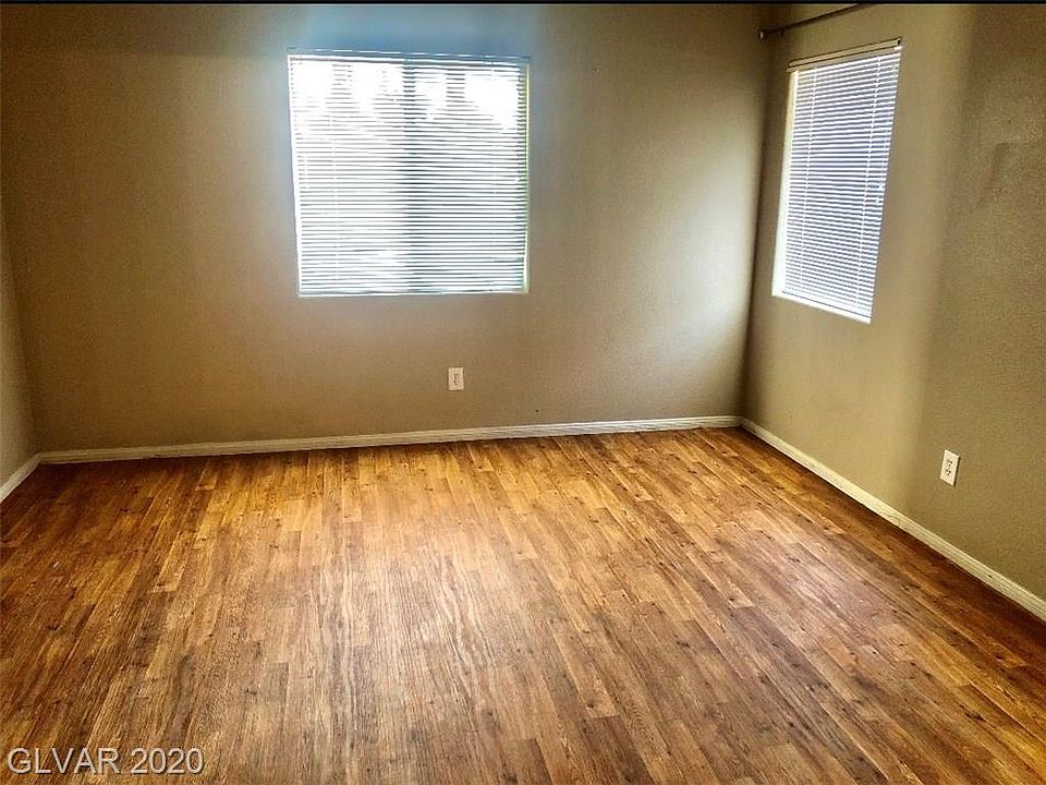 2nd image of 5129 Desert Dandelion Ct