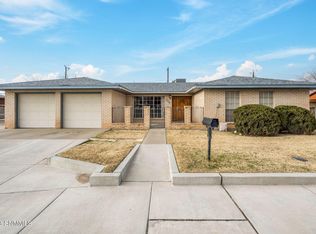 324 Phillips Dr, Las Cruces, NM 88005