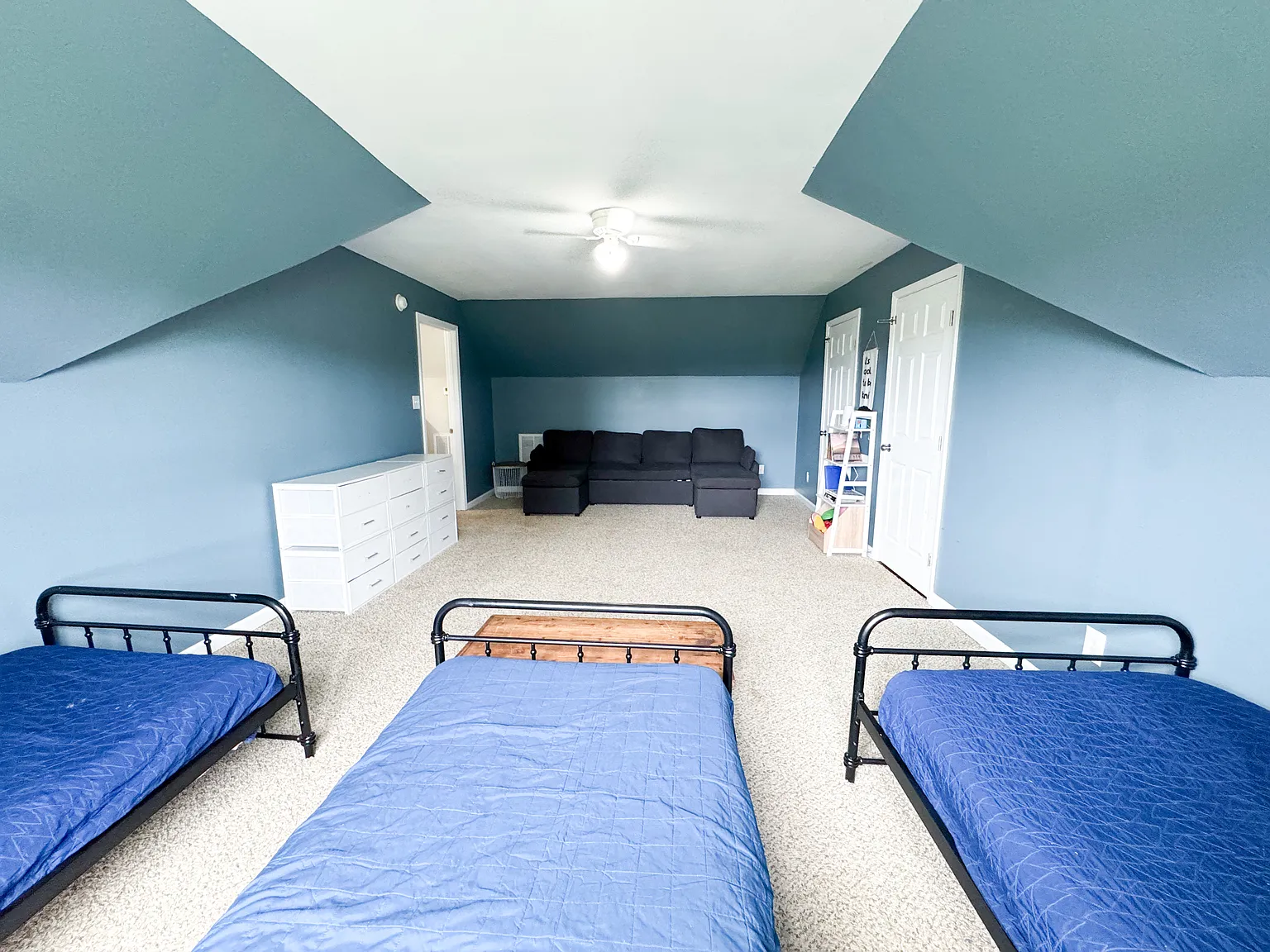 4 bed, 2494 sqft, $2,700 — Photo 4