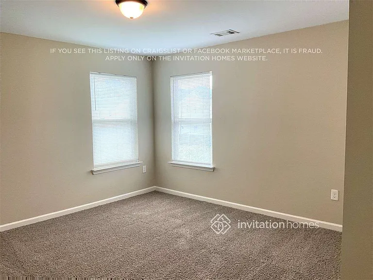 490 Forrest Hills Dr — Photo 5