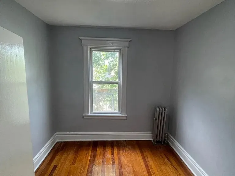 21 Vail St #3R — Photo 5