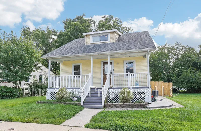 424 Pershing Ave