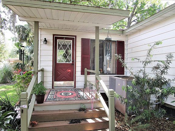 3rd image of 137 Hibiscus Dr