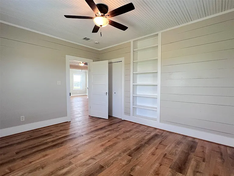 12201 Emshoff Rd — Photo 12