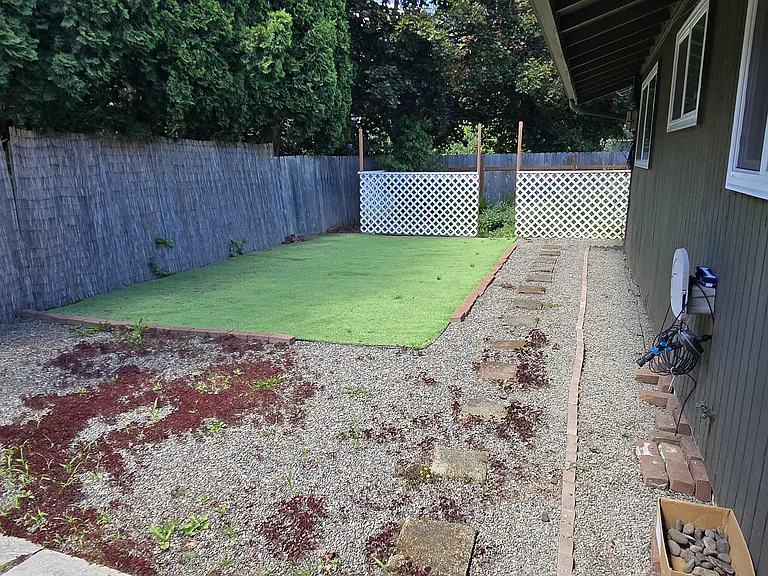 8018 SW Cedarcrest St — Photo 14