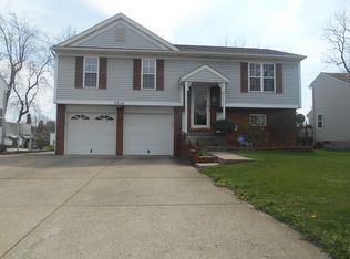 2218 44th St NW, Canton, OH 44709