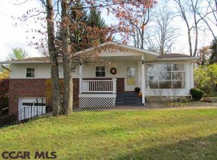 1856 N Oak Ln, State College, PA 16803