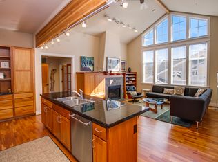 156 Hall Brothers Loop, Bainbridge Island, WA 98110