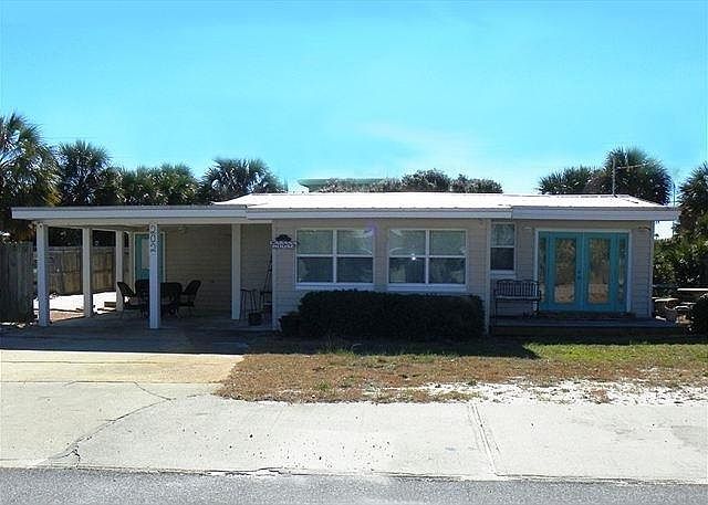 1st image of 202 Panferio Dr