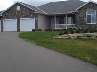 407 Jordyn Ln, Hudson, WI 54016