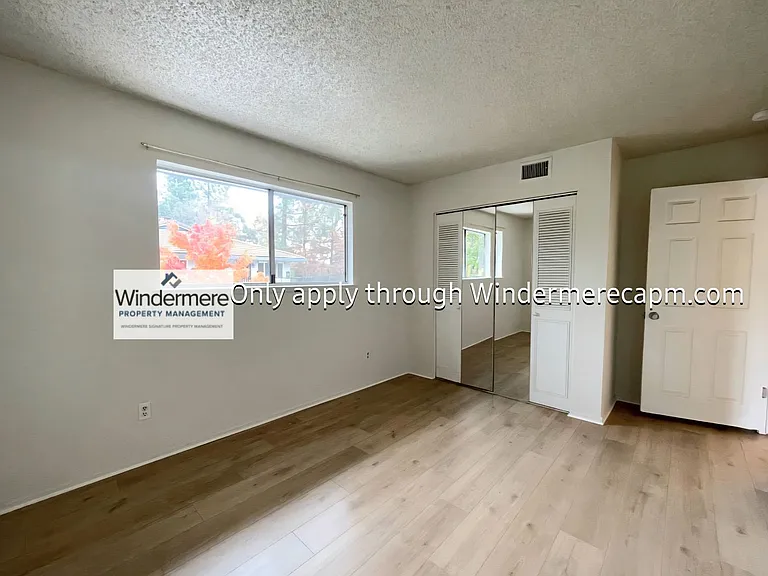 5600 Walerga Rd #4 — Photo 12