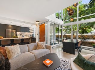 161 Georgia St W #110, Vancouver, BC V6B 0K9