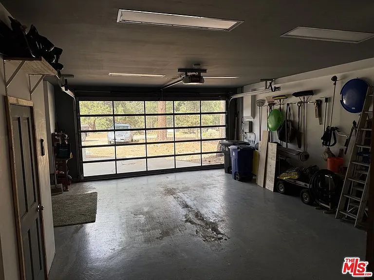 1196 Willow Ln — Photo 20