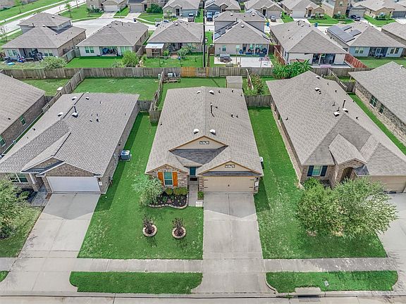 2nd image of 23415 Robbers Nest Dr