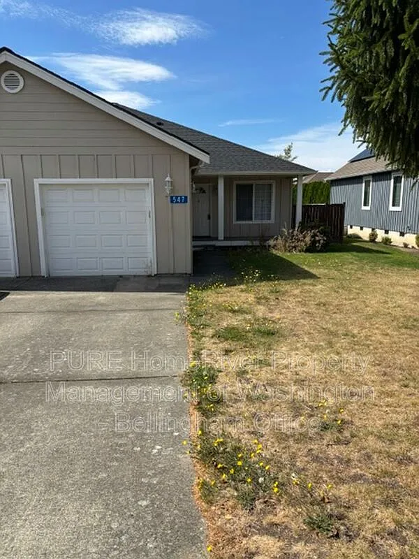 3 bed, 2.0 bath, $1,850 — Photo 1