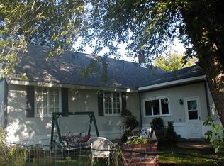 203 W 12 Rd, Phillips, NE 68865