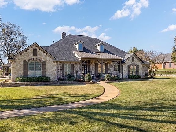 2nd image of 108 Pecan Valley Dr