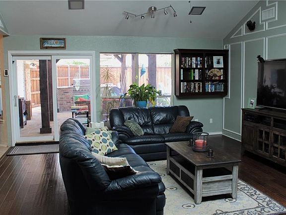 4th image of 3121 Parkside Dr