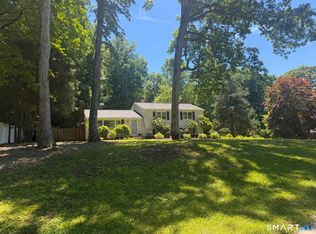 41 Hearthstone Dr, Bethel, CT 06801