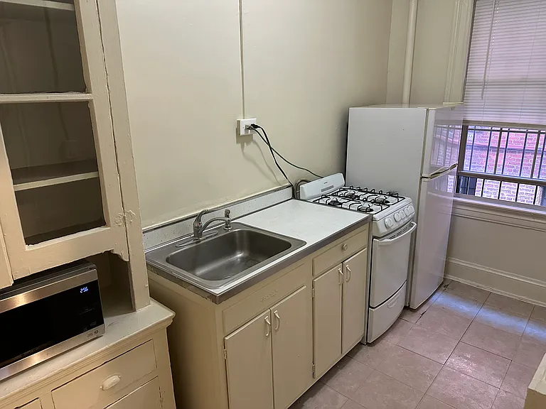 1811 S St. NW — Photo 6
