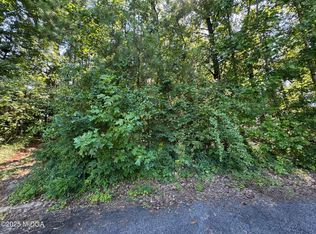 202 Cambridge Way, Macon, GA 31220