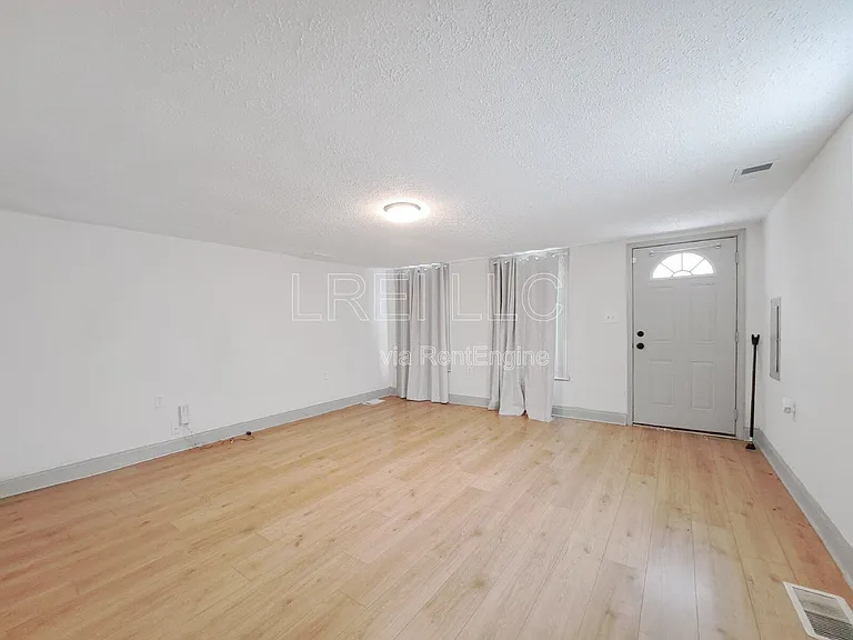 2508 W Main St — Photo 10