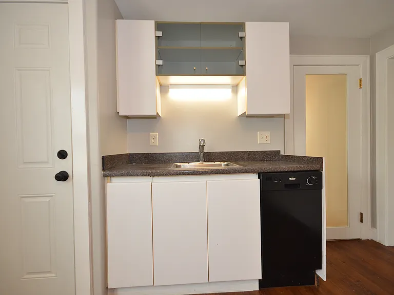 75 Beacon St #1 — Photo 9