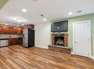 522 S Juniper St #1, Philadelphia, PA 19147