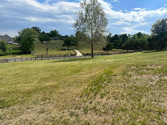 5th image of 16390 Wayland Rd