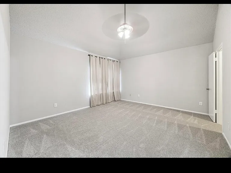 8030 Log Hollow Dr — Photo 7