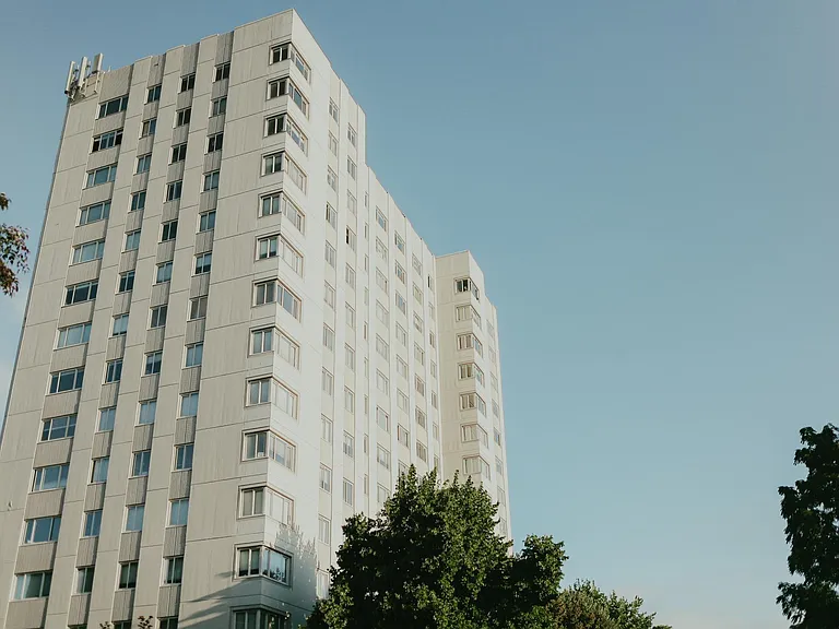 Park Tower Apartments — Photo 53