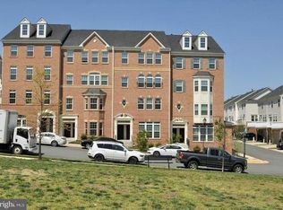 15276 Regents Park Dr, Woodbridge, VA 22191