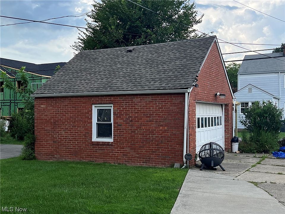 2nd image of 3693 Bendemeer Rd