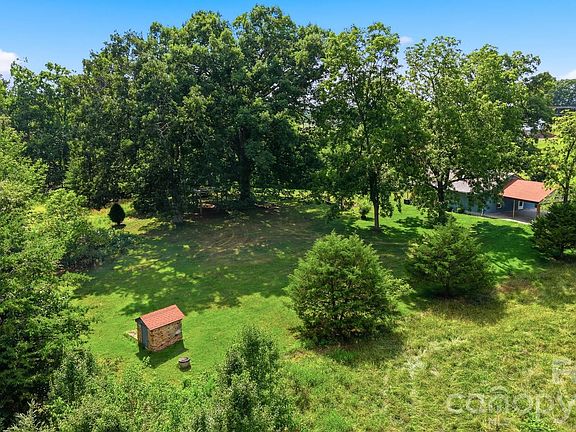 4th image of 8134 Rhodhiss Rd