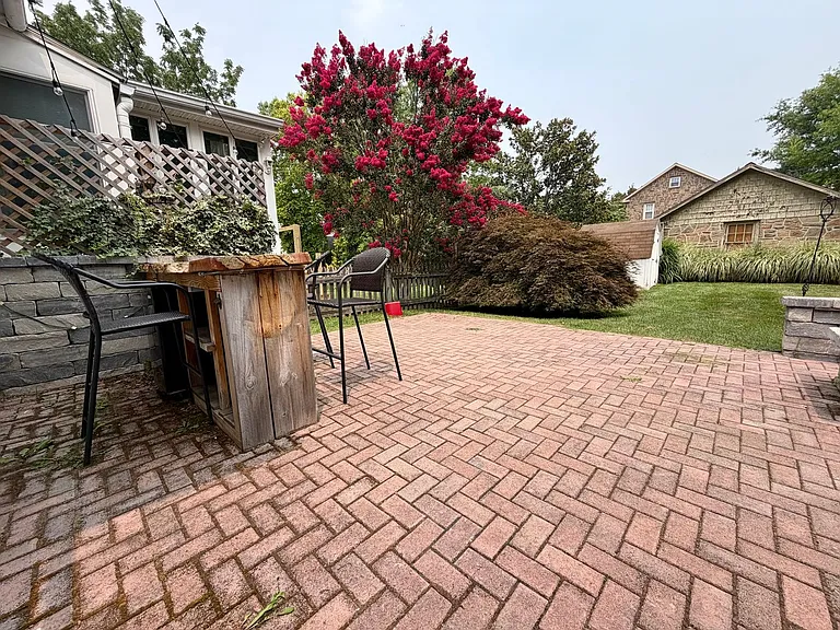25 N Concord Rd — Photo 44