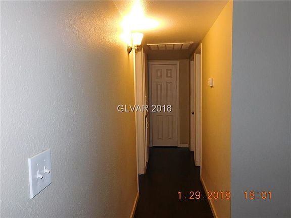5th image of 1808 Lexington St