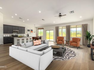 48627 N 6th Ave, New River, AZ 85087