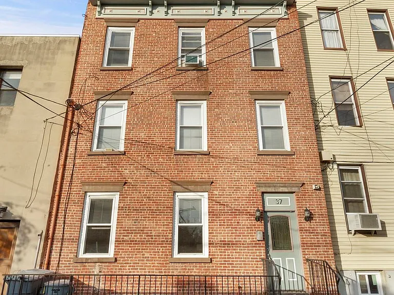 37 W 19th St #2 — Photo 9