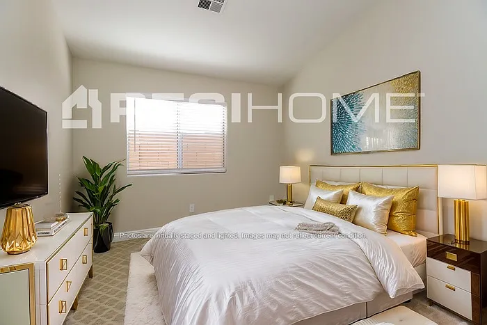 2162 W Osage Ave — Photo 9