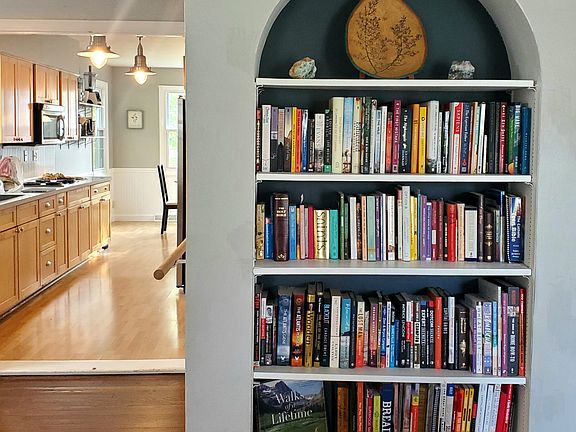 Original built-in shelving