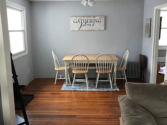 4th image of 495 Union St