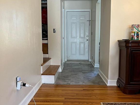 2nd image of 12444 Birchcrest Ct