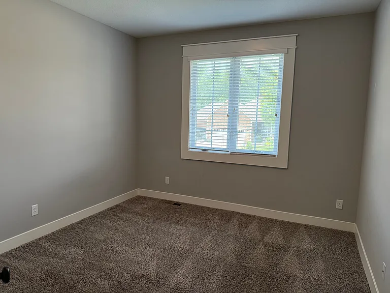 1202 Ridge Tree Ln — Photo 9