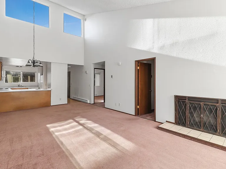 Idylewood Apartments — Photo 17